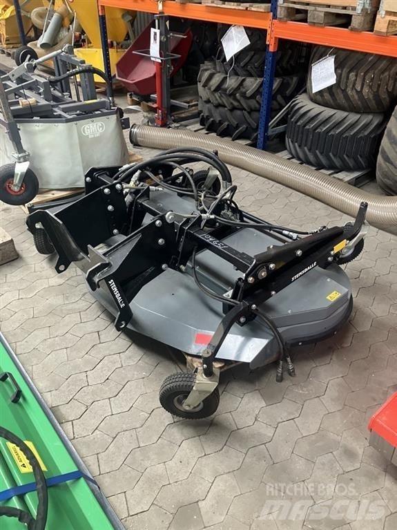 GMR FR1800 牽引式モア/芝刈り機