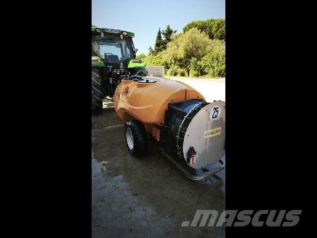 Calvet AR 2000 自走式噴霧器