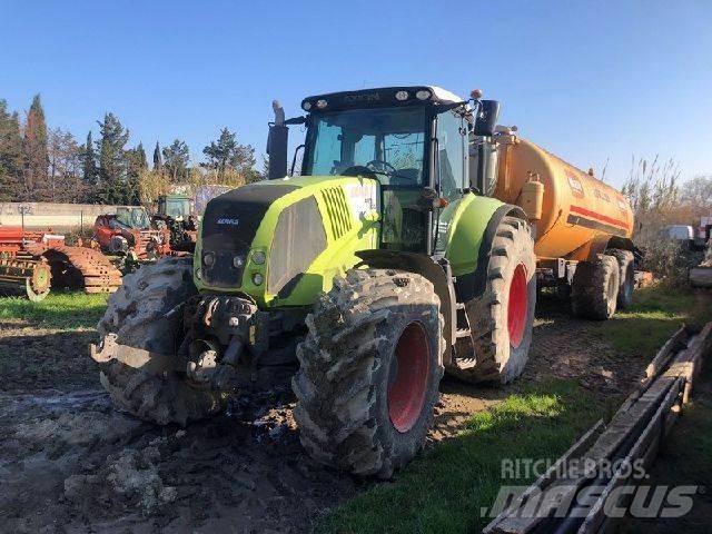 CLAAS AXION 850 トラクター