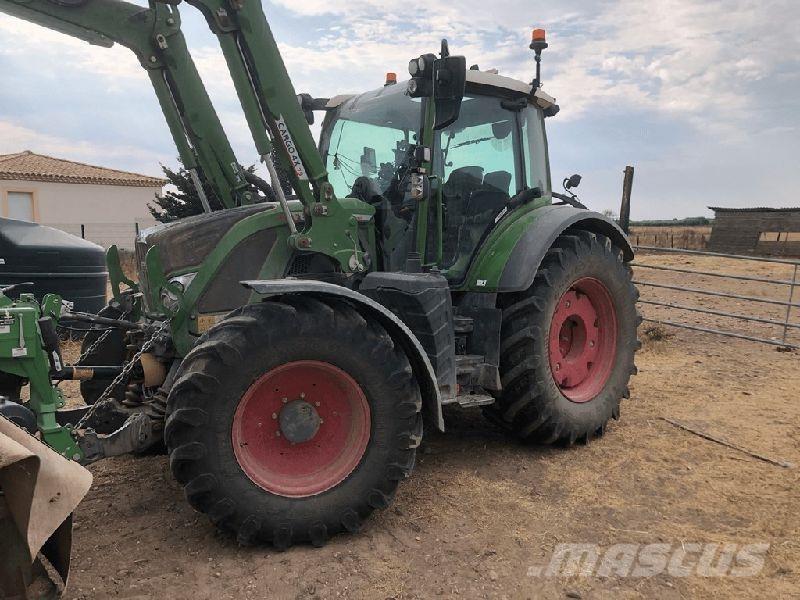 Fendt 516 VARIO トラクター