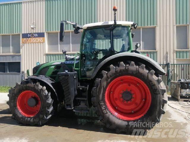 Fendt 718 VARIO トラクター