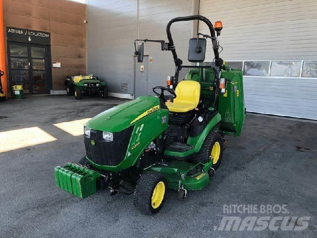 John Deere 1026R グランド整備機械-その他