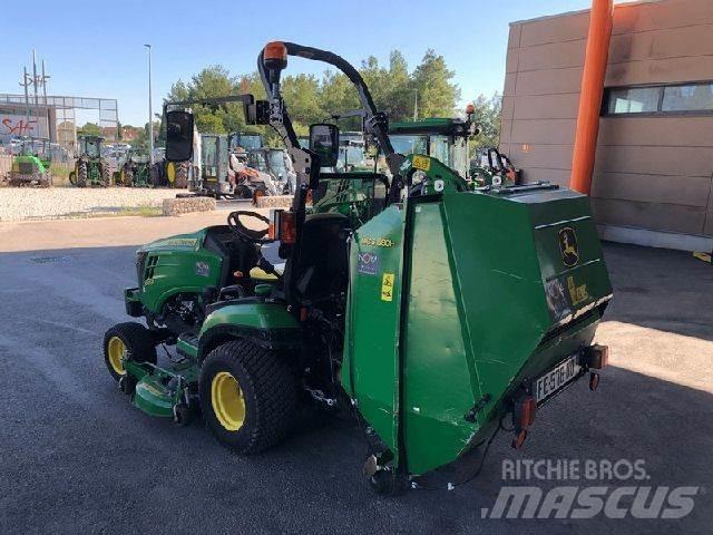 John Deere 1026R グランド整備機械-その他