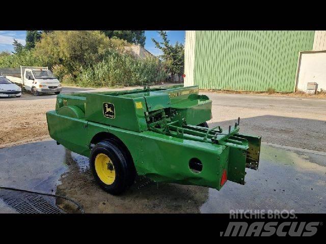 John Deere 359 スクエアベーラー