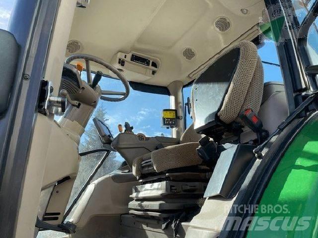 John Deere 6155R トラクター