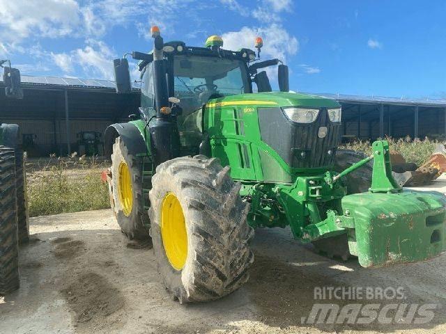 John Deere 6230R トラクター
