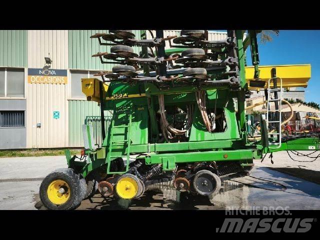 John Deere 750A その他種蒔き機械とアクセサリー・アタッチメント