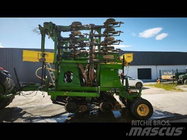John Deere 750A その他種蒔き機械とアクセサリー・アタッチメント