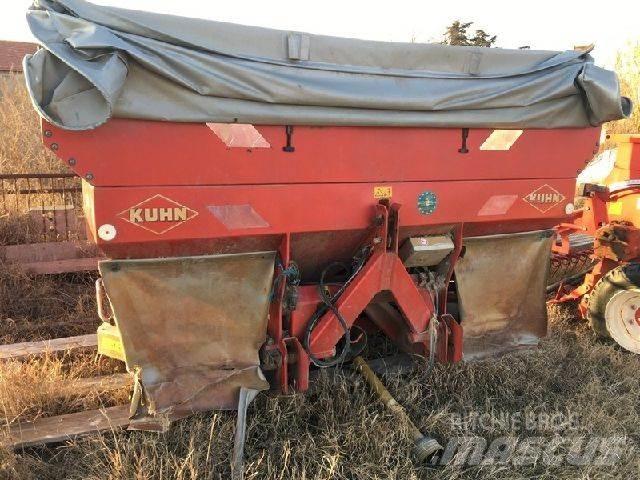 Kuhn GLB 1400 ミネラル散布機