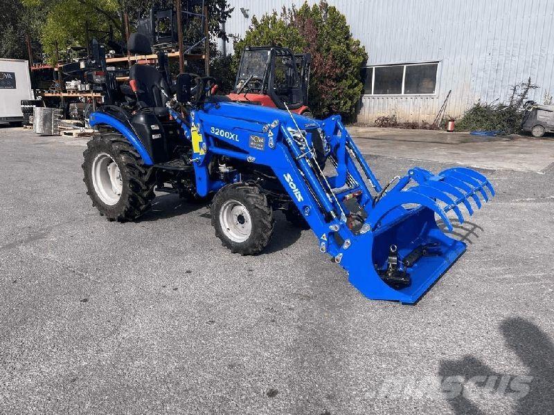 Solis 26 9+9 トラクター