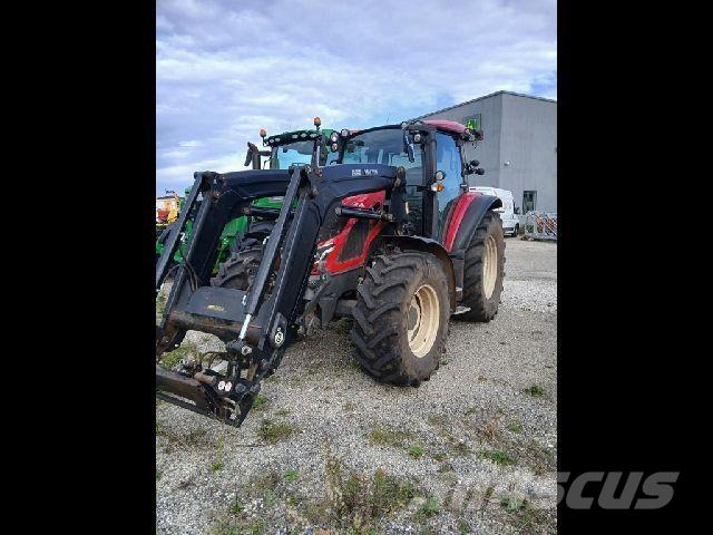 Valtra G115 トラクター