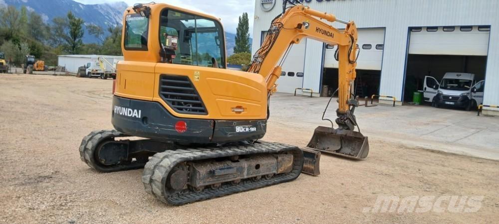 Hyundai R80CR-9A 中型油圧ショベル 7ｔ-12ｔ（ユンボ・パワーショベル・バックホー）