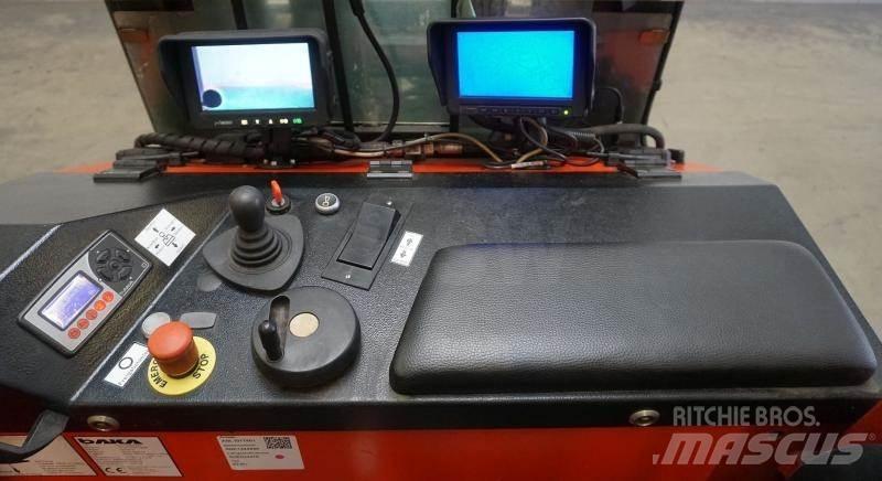 Baka EFV2500SO 自走式スタッカー