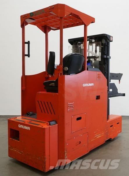 Baka EFV2500SO 自走式スタッカー