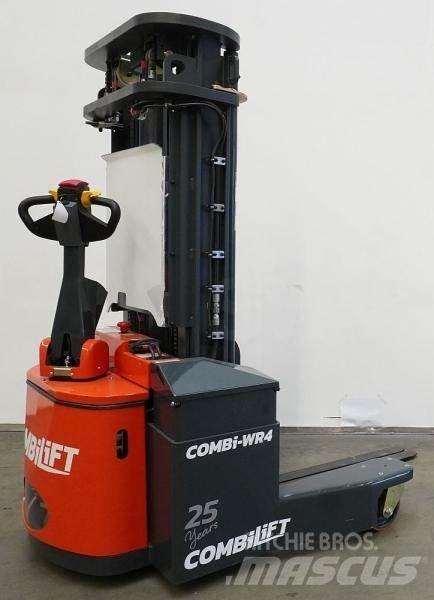 Combilift WR4 全方向リーチ型フォークリフト