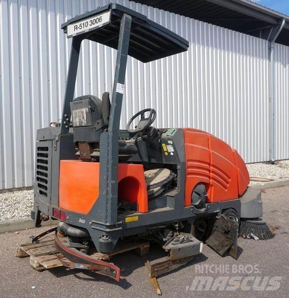 Hako 1800 LPG スイーパー･スクラバー（コンビネーション床洗浄機）