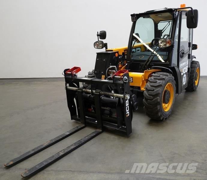 JCB 514-40 テレスコーピックハンドラー