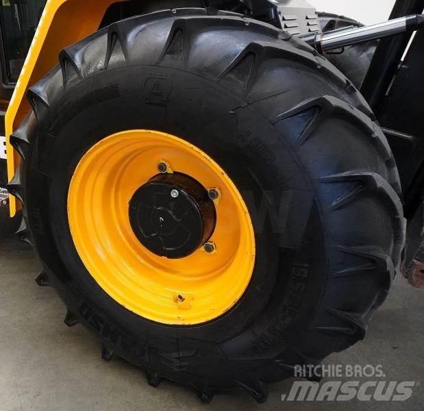 JCB 940-4 ラフターテレントラック