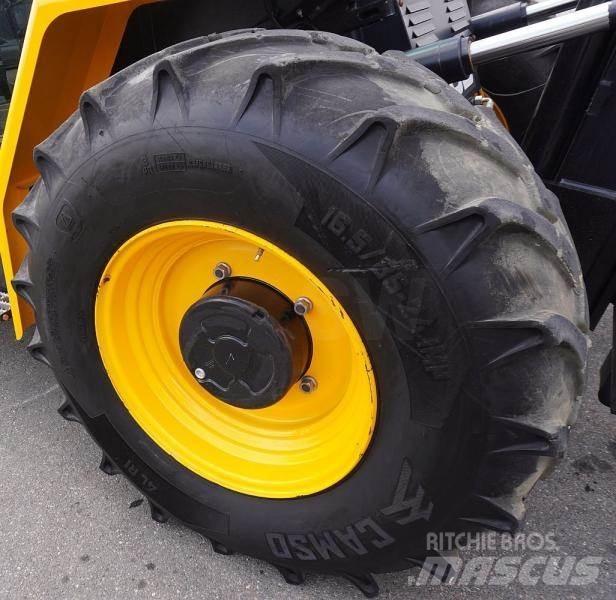 JCB 940-4 ラフターテレントラック
