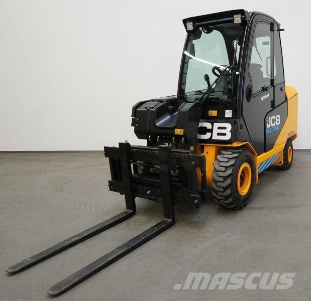 JCB TLT35-22E テレスコーピックハンドラー