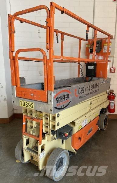 JLG 2030ES ブームリフト　屈伸型