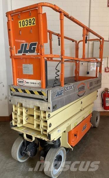 JLG 2030ES ブームリフト　屈伸型