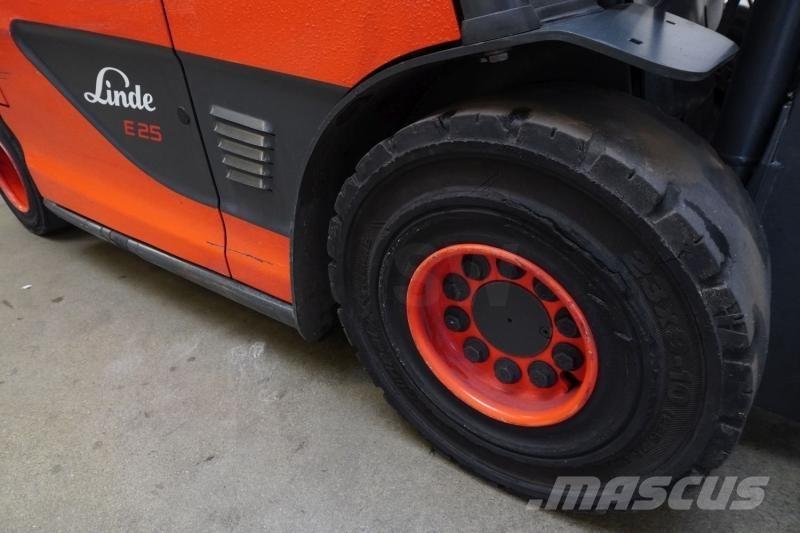 Linde E 25 387 バッテリーフォークリフト