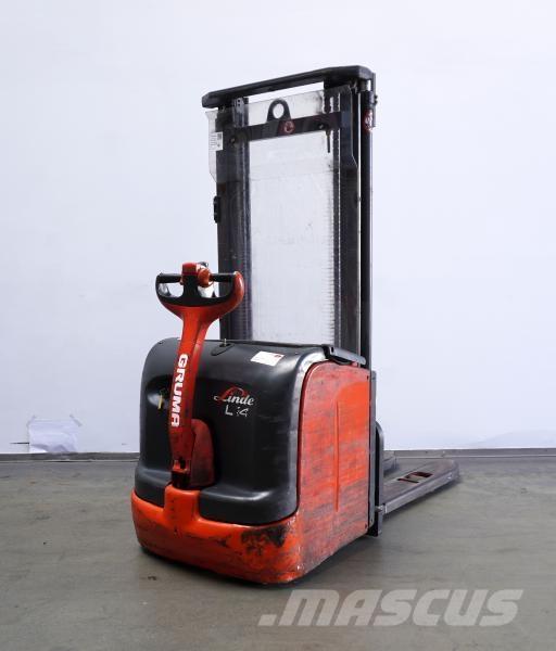 Linde L 14 372 自走式スタッカー