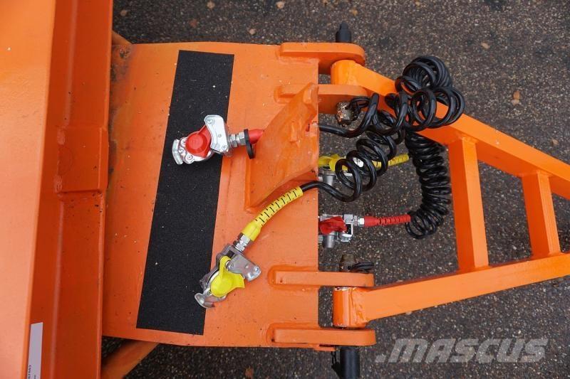 Mafi 1170-4 フラットベッド／ドロップサイドトレーラー