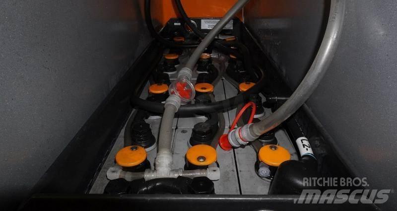 Still FV-X-16 自走式スタッカー