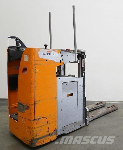 Still SXD20 自走式スタッカー