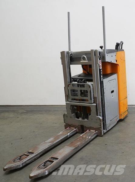 Still SXD20 自走式スタッカー