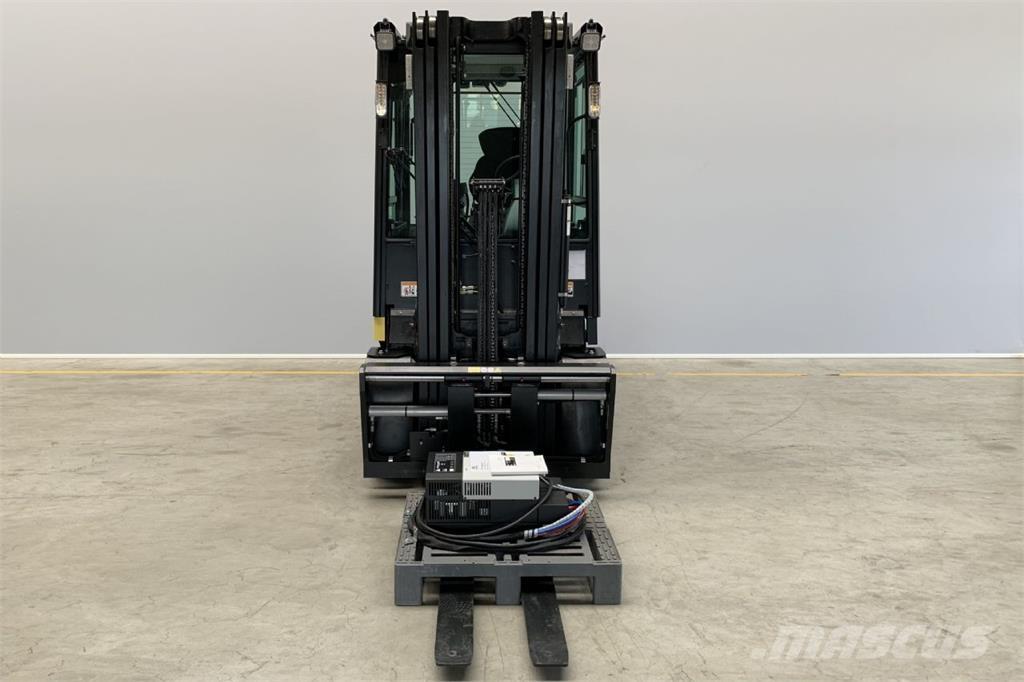 Hyster J2.50XN バッテリーフォークリフト