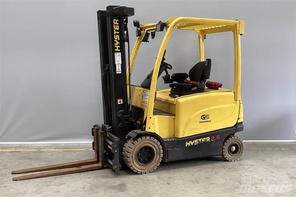 Hyster J2.5XN バッテリーフォークリフト