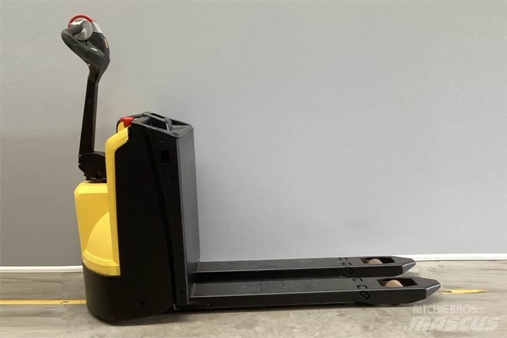Hyster P1.6 ウォーキンフォークリフト