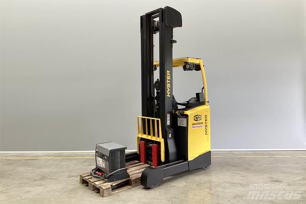 Hyster R1.4 リーチフォークリフト