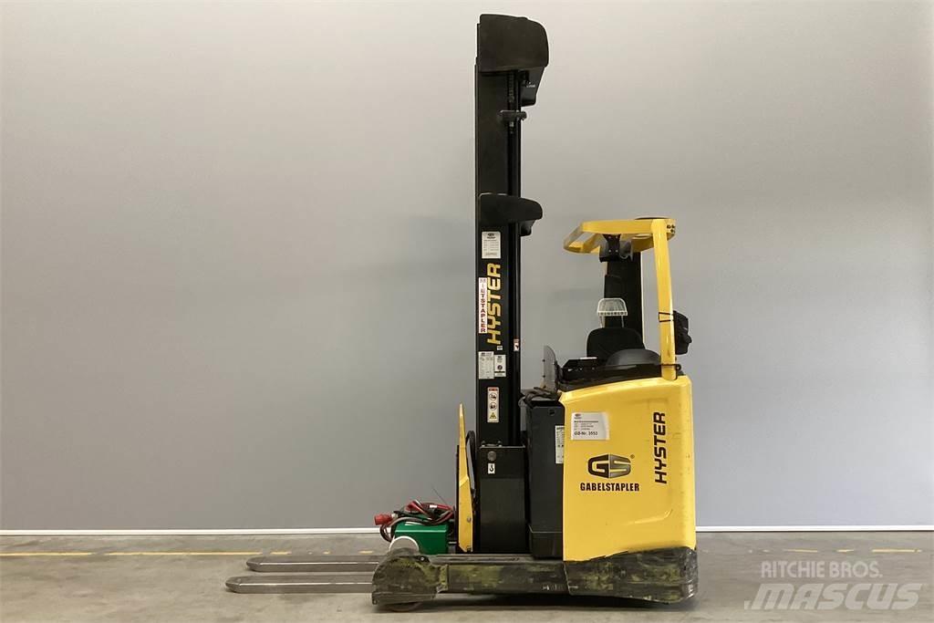 Hyster R1.6 リーチフォークリフト