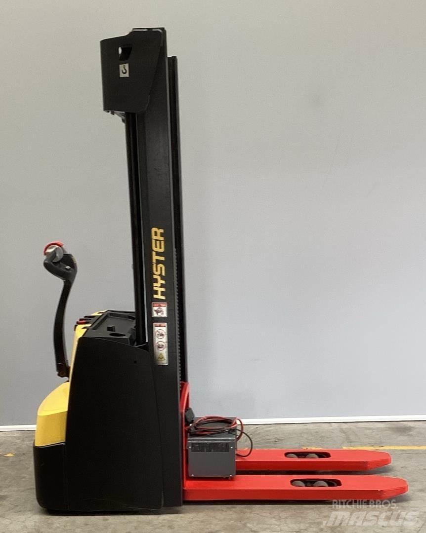Hyster S1.4 ウォーキンフォークリフト