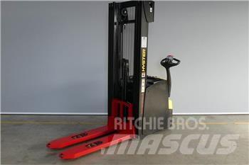 Hyster S1.6il ウォーキンフォークリフト