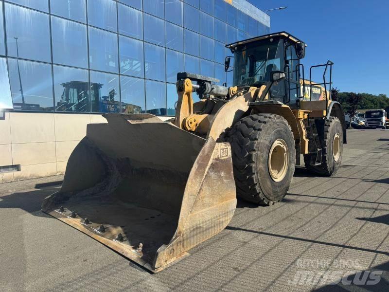 CAT 966M ホイールローダー・タイヤショベル