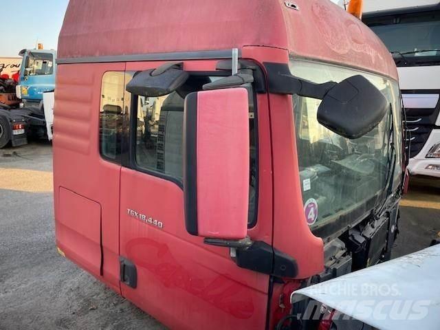MAN TGX キャビン及び内装