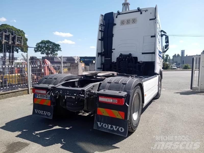 Volvo FH 500 中古トラクターヘッド | トレーラーヘッド