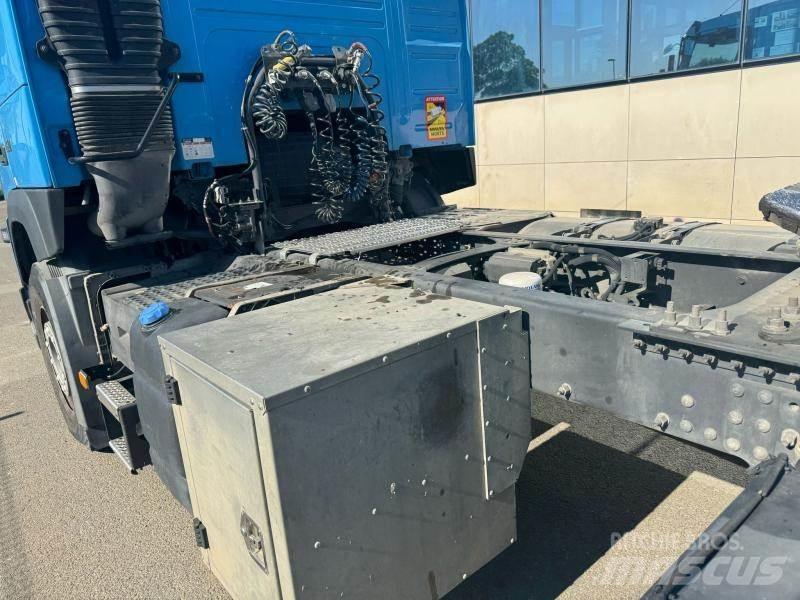 Volvo FMX 450 中古トラクターヘッド | トレーラーヘッド