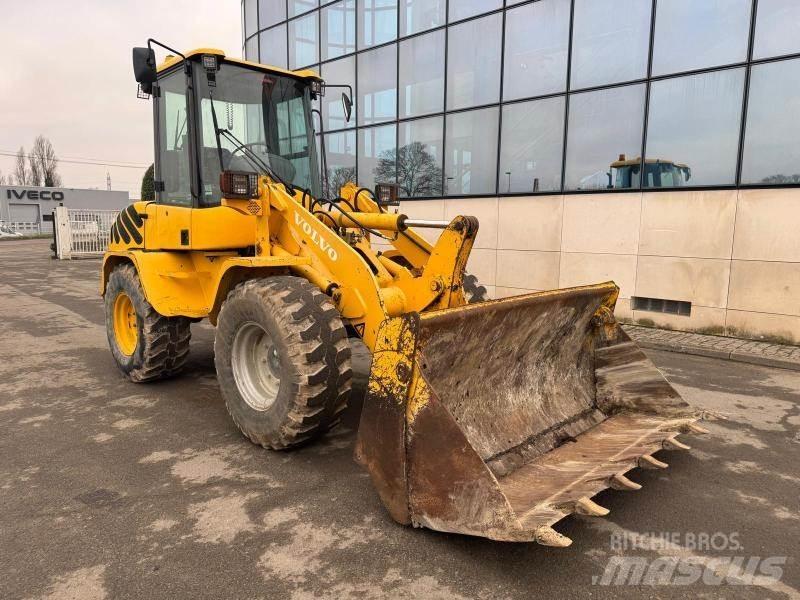 Volvo L 35 BZ ホイールローダー・タイヤショベル