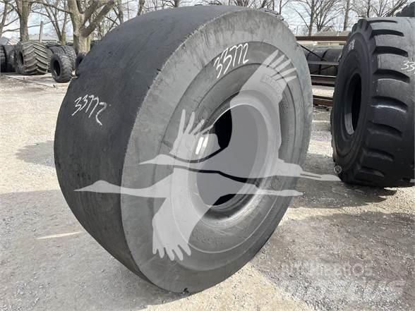 BKT 29.5R29 タイヤ、ホイル、リム