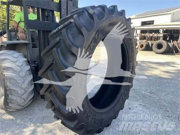 BKT 520/85R46 建設機械 -　その他