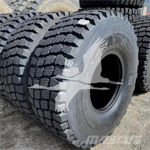  MAGNA 20.5R25 タイヤ、ホイル、リム