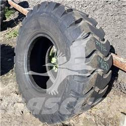  MAXAM 20.5X25 タイヤ、ホイル、リム