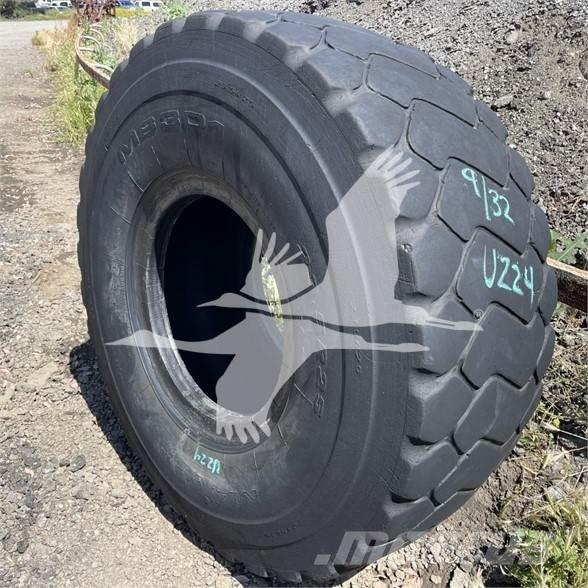  MAXAM 23.5R25 タイヤ、ホイル、リム