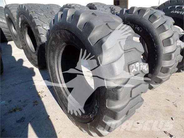 Titan 17.5x25 タイヤ、ホイル、リム